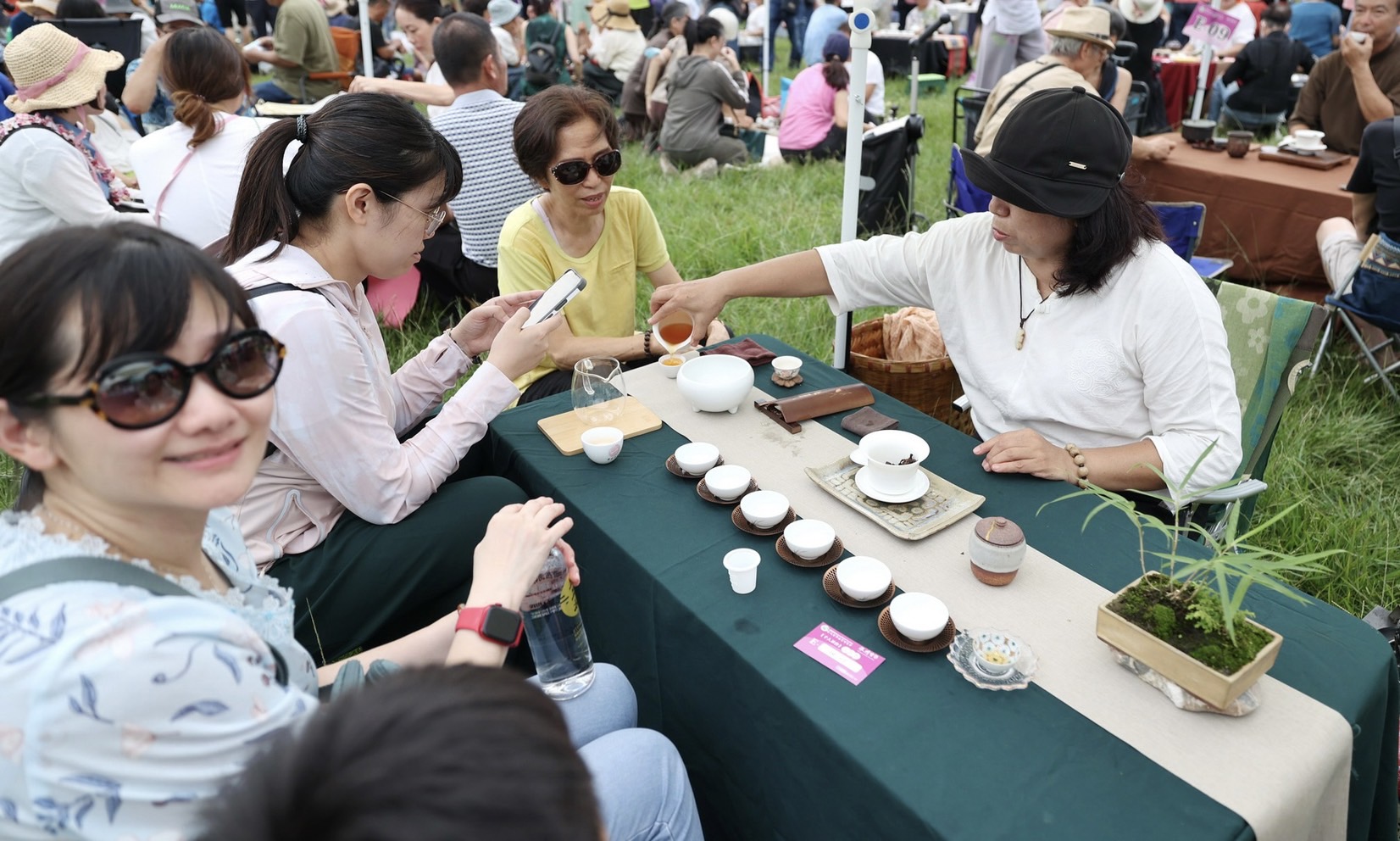 南投茶博千人茶會體驗 視覺、聽覺、味覺的三重享受