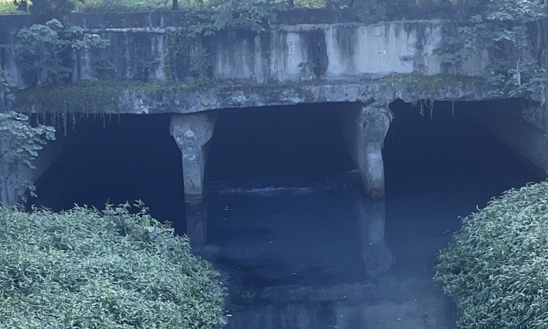 改善蘆洲水湳大排 環保局：違規業者斷水電